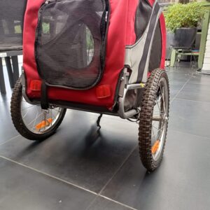 Fietskar hond